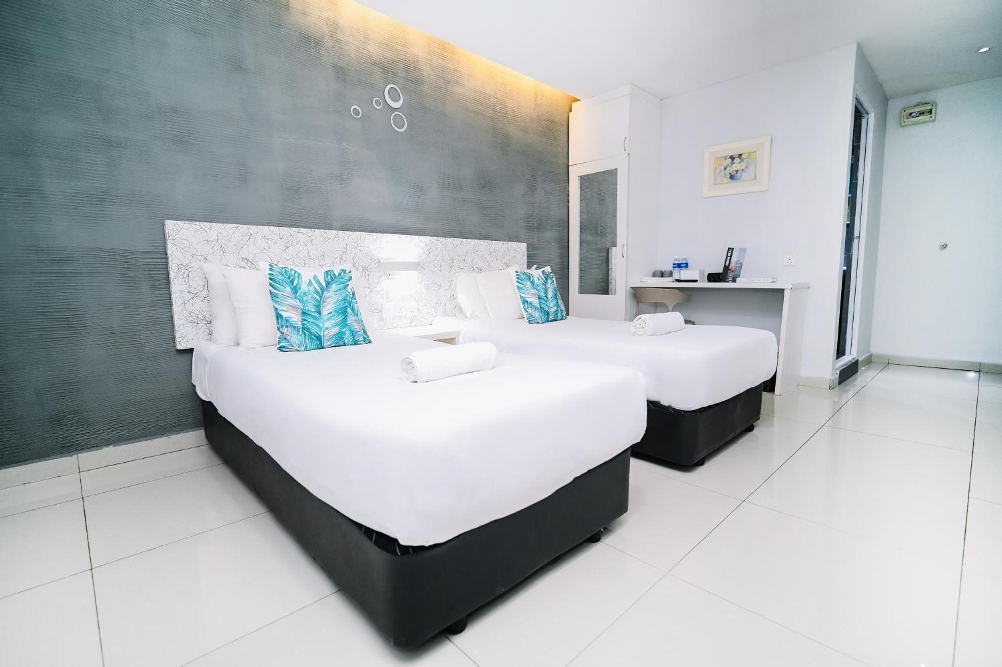Swing & Pillows - Pj Ss2 Petaling Jaya Dış mekan fotoğraf
