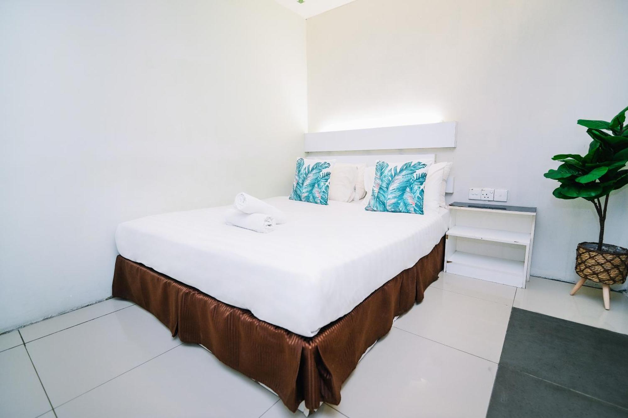 Swing & Pillows - Pj Ss2 Petaling Jaya Dış mekan fotoğraf