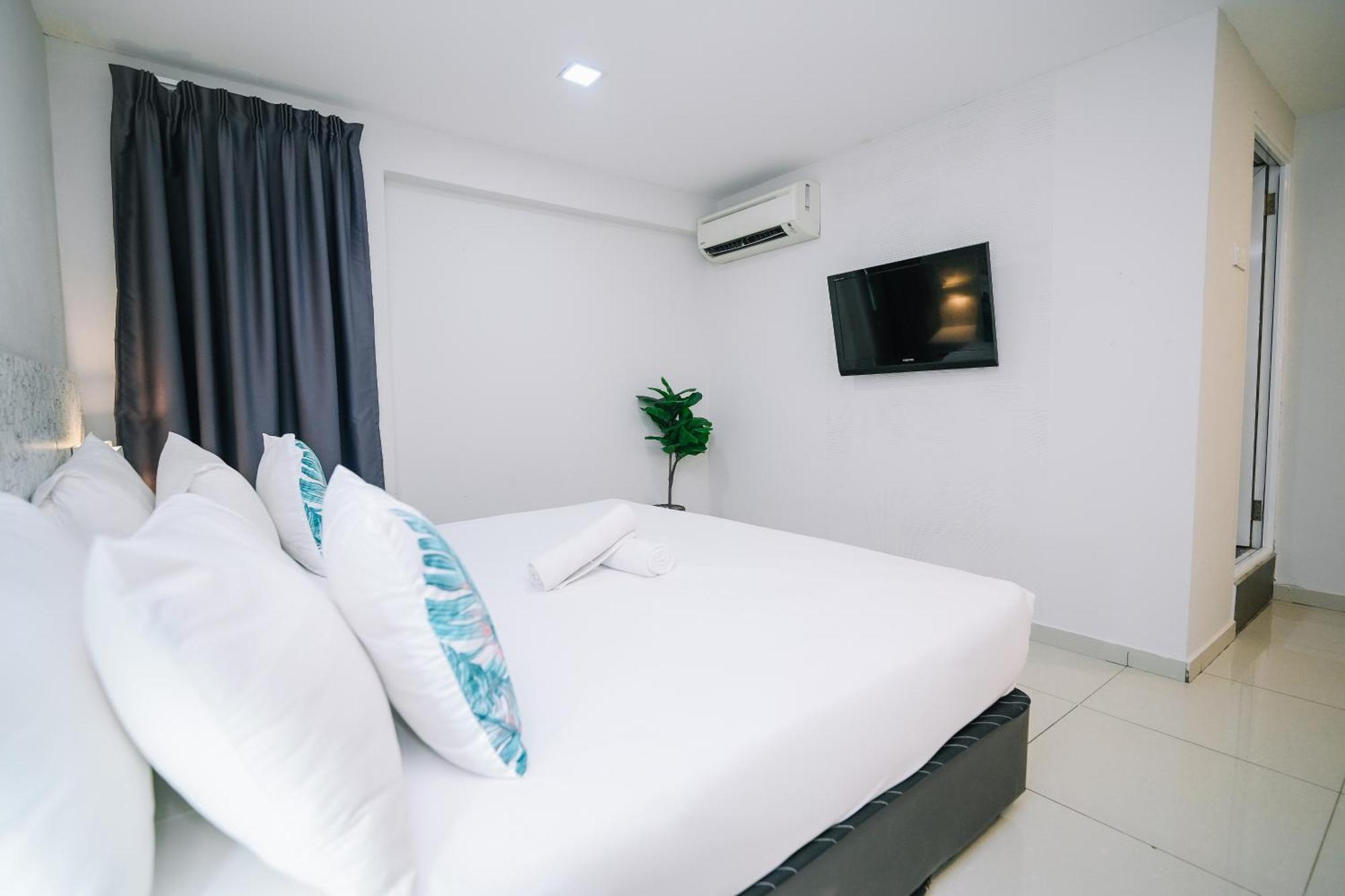 Swing & Pillows - Pj Ss2 Petaling Jaya Dış mekan fotoğraf