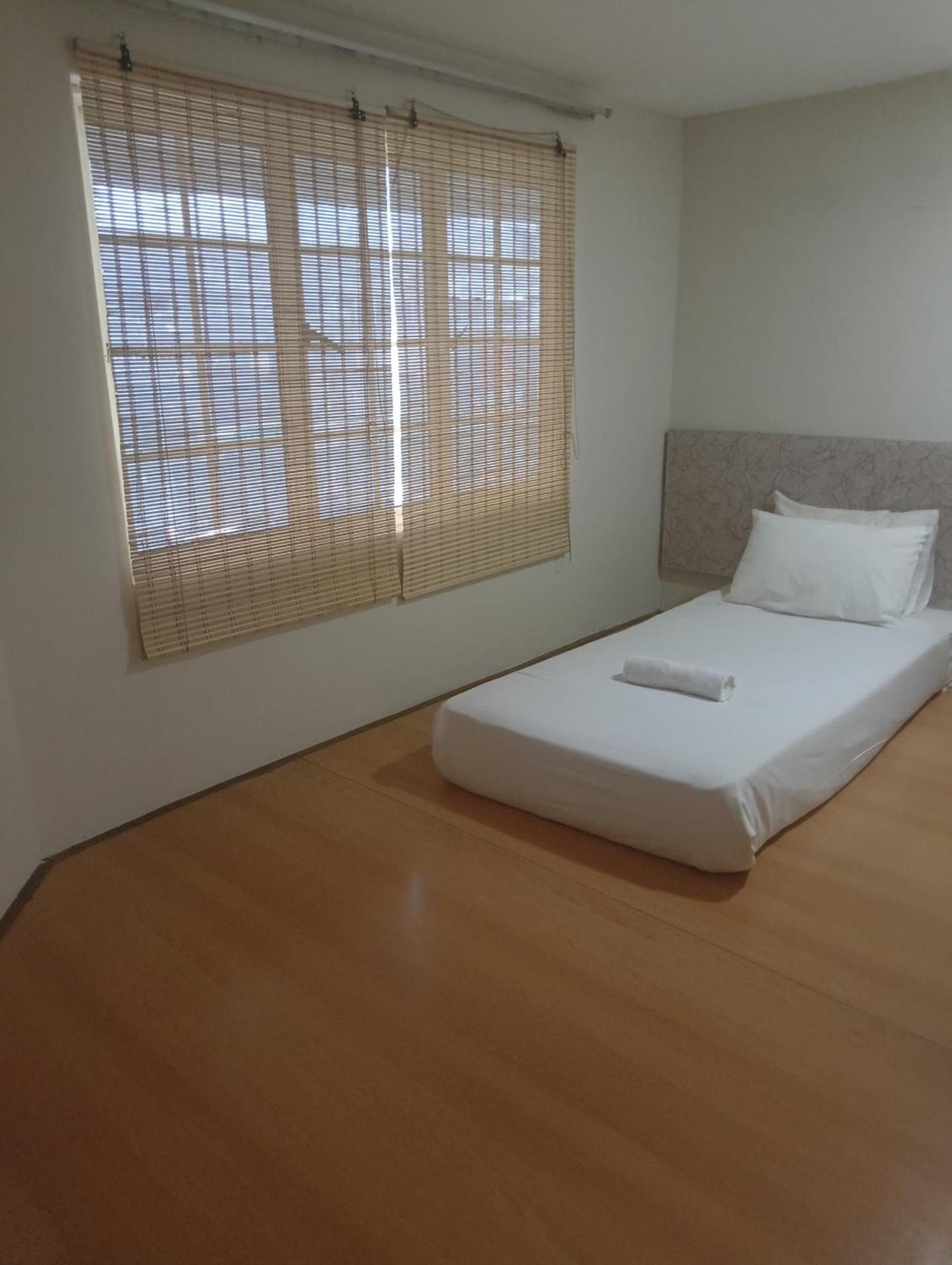 Swing & Pillows - Pj Ss2 Petaling Jaya Dış mekan fotoğraf